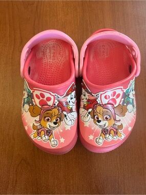 Crocs Kids Paw Patrol Skye Pink Clogs Sandals Size C9 Toddler